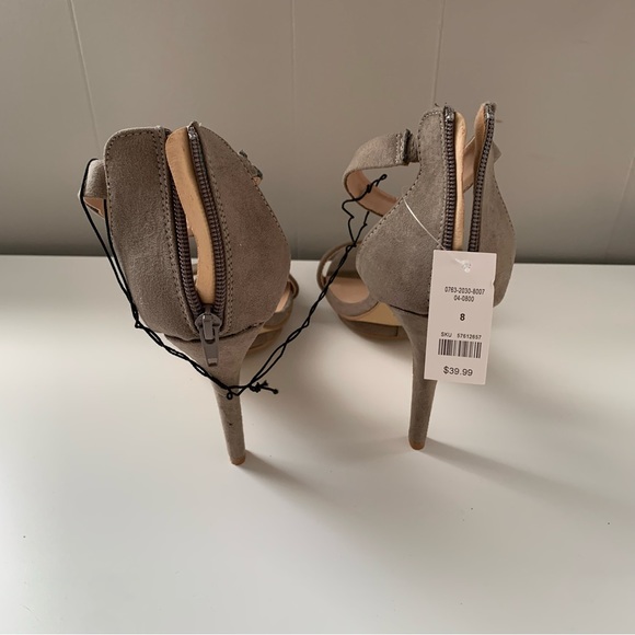 NWT open toe formal high heels - Picture 4 of 5